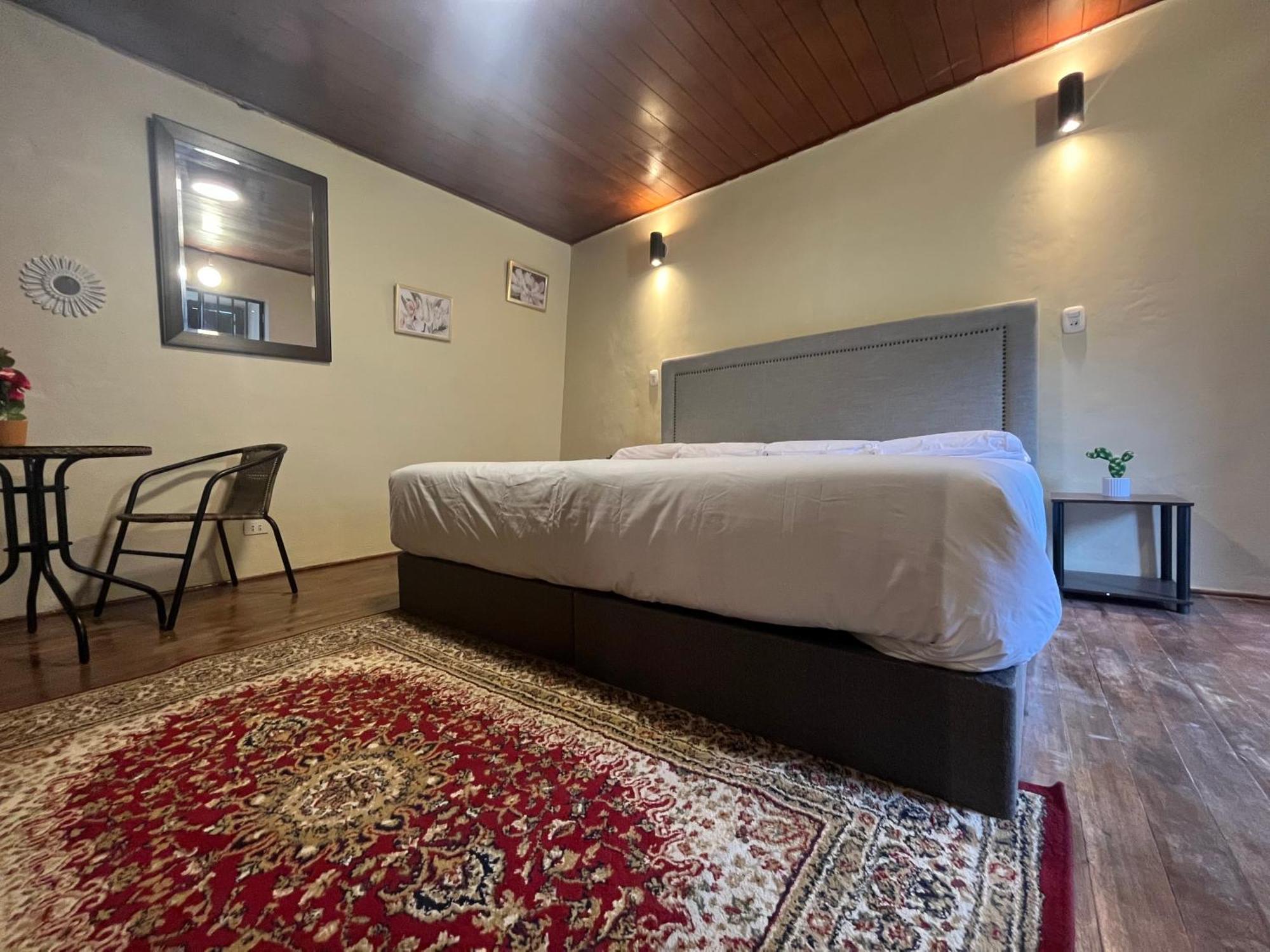Casa Virgen Del Carmen Hotel